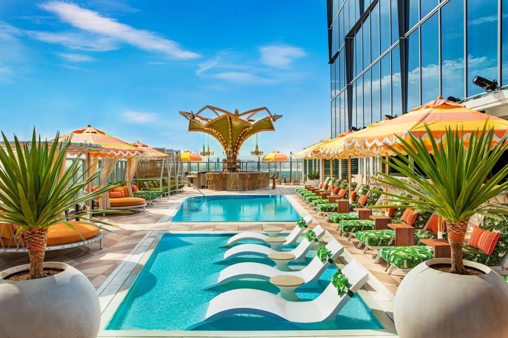 Ac Hotel By Marriott Downtown Los Angeles Exterior photo