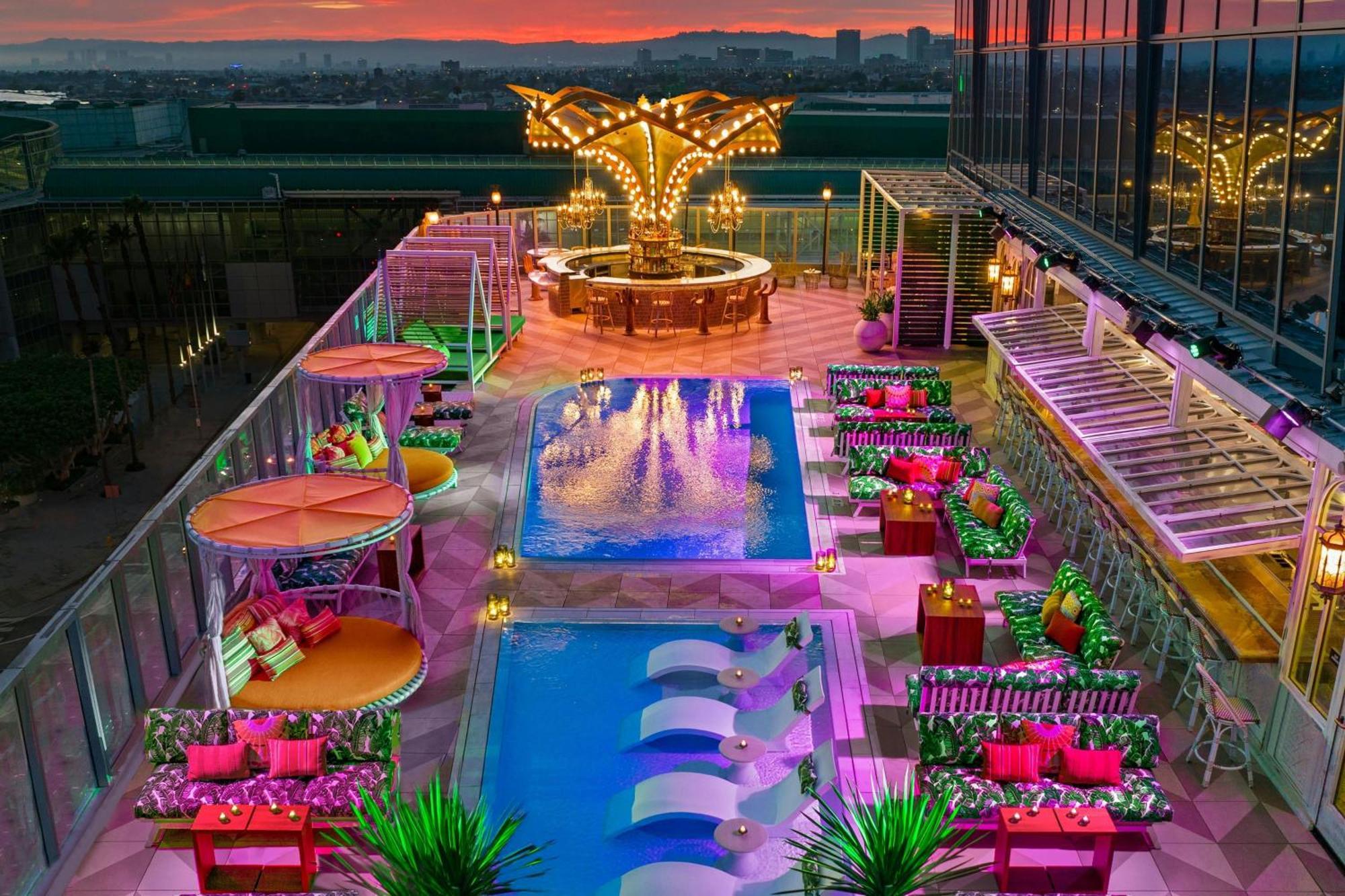 Ac Hotel By Marriott Downtown Los Angeles Exterior photo