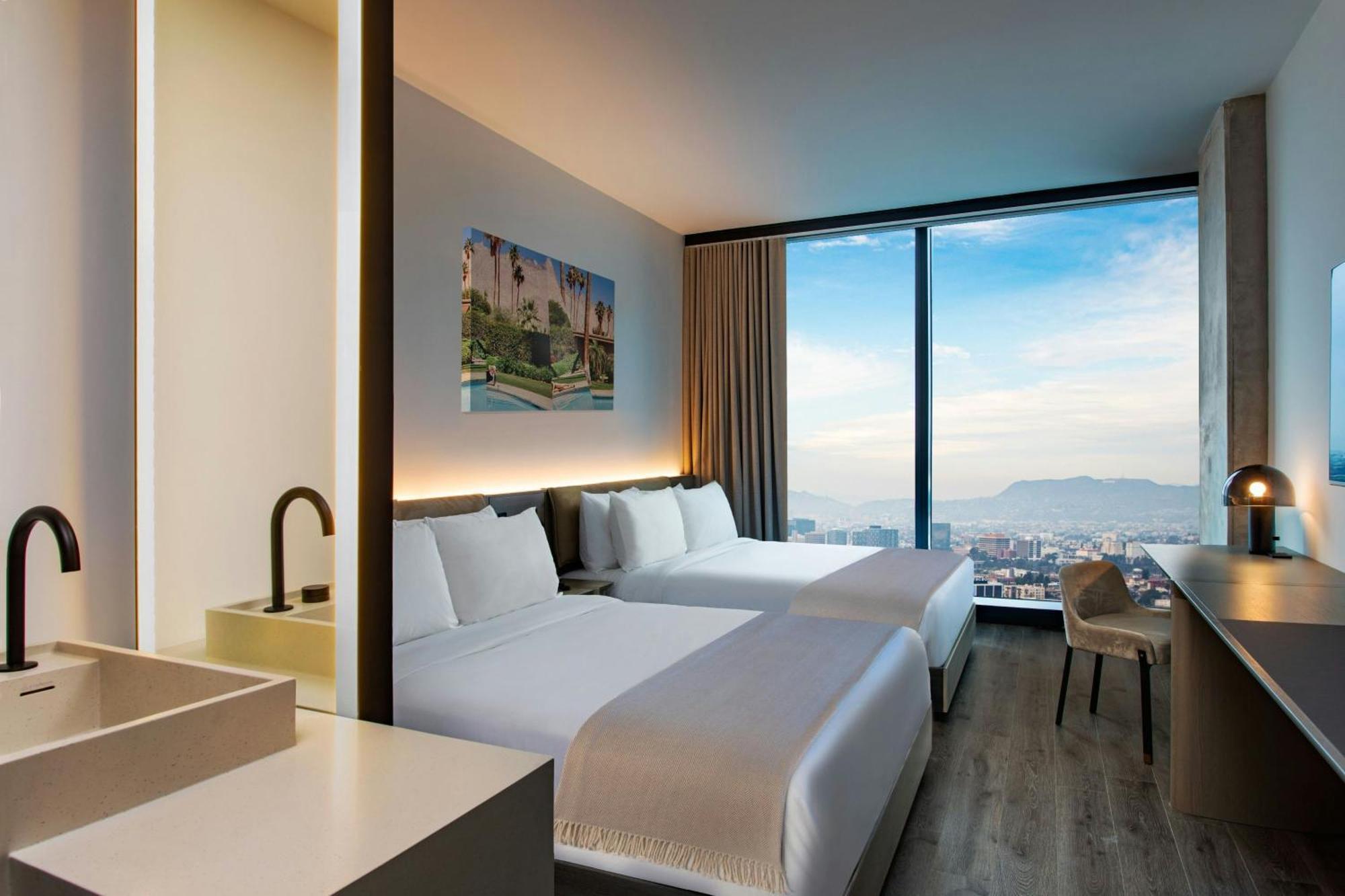 Ac Hotel By Marriott Downtown Los Angeles Exterior photo