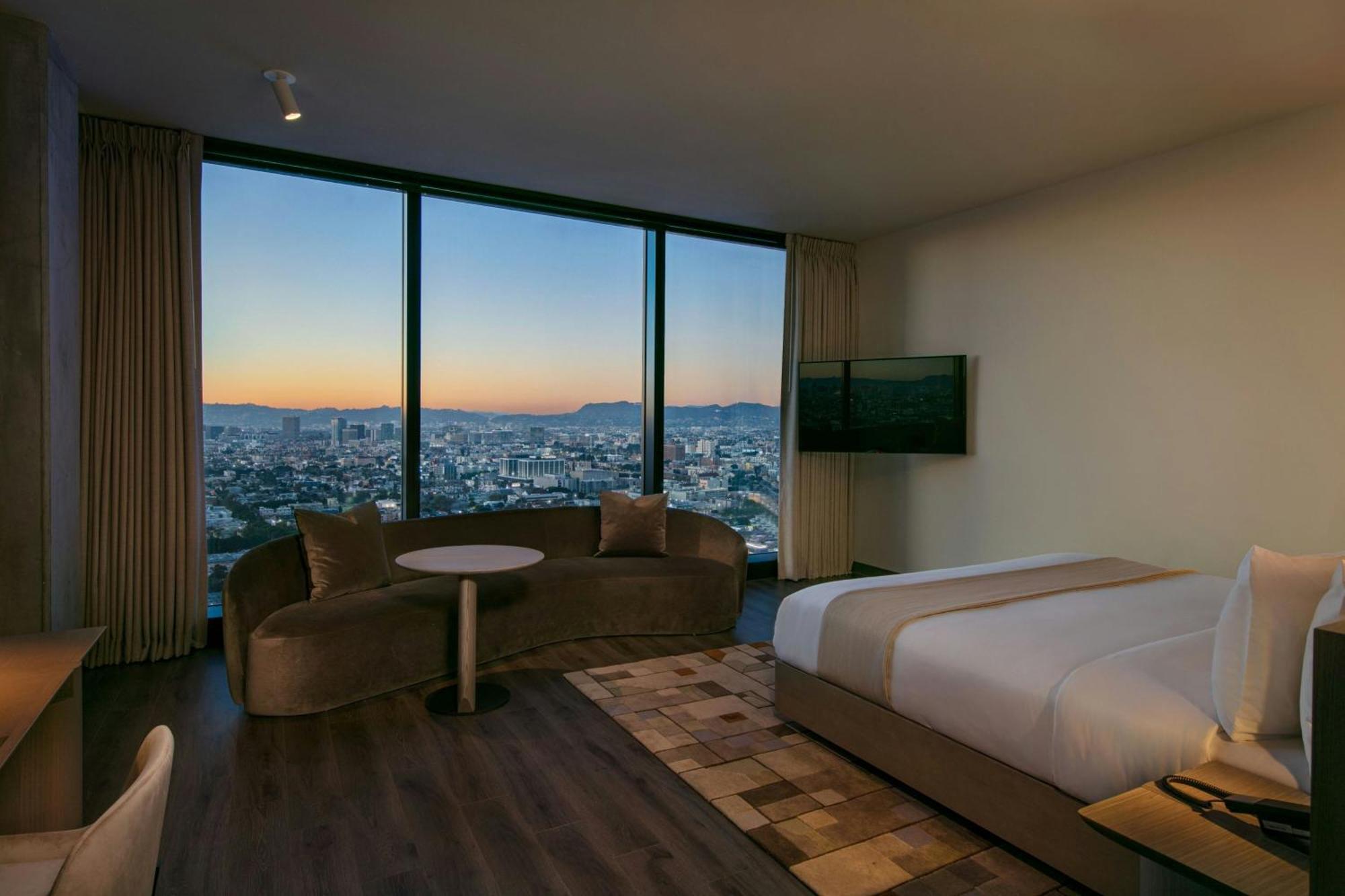 Ac Hotel By Marriott Downtown Los Angeles Exterior photo