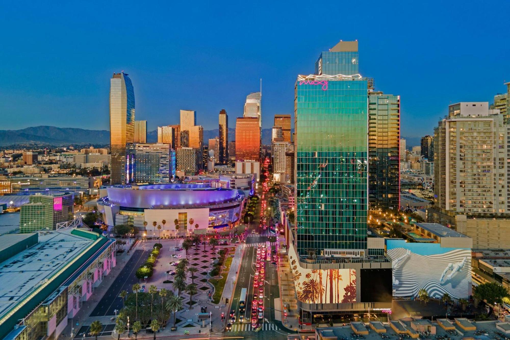 Ac Hotel By Marriott Downtown Los Angeles Exterior photo